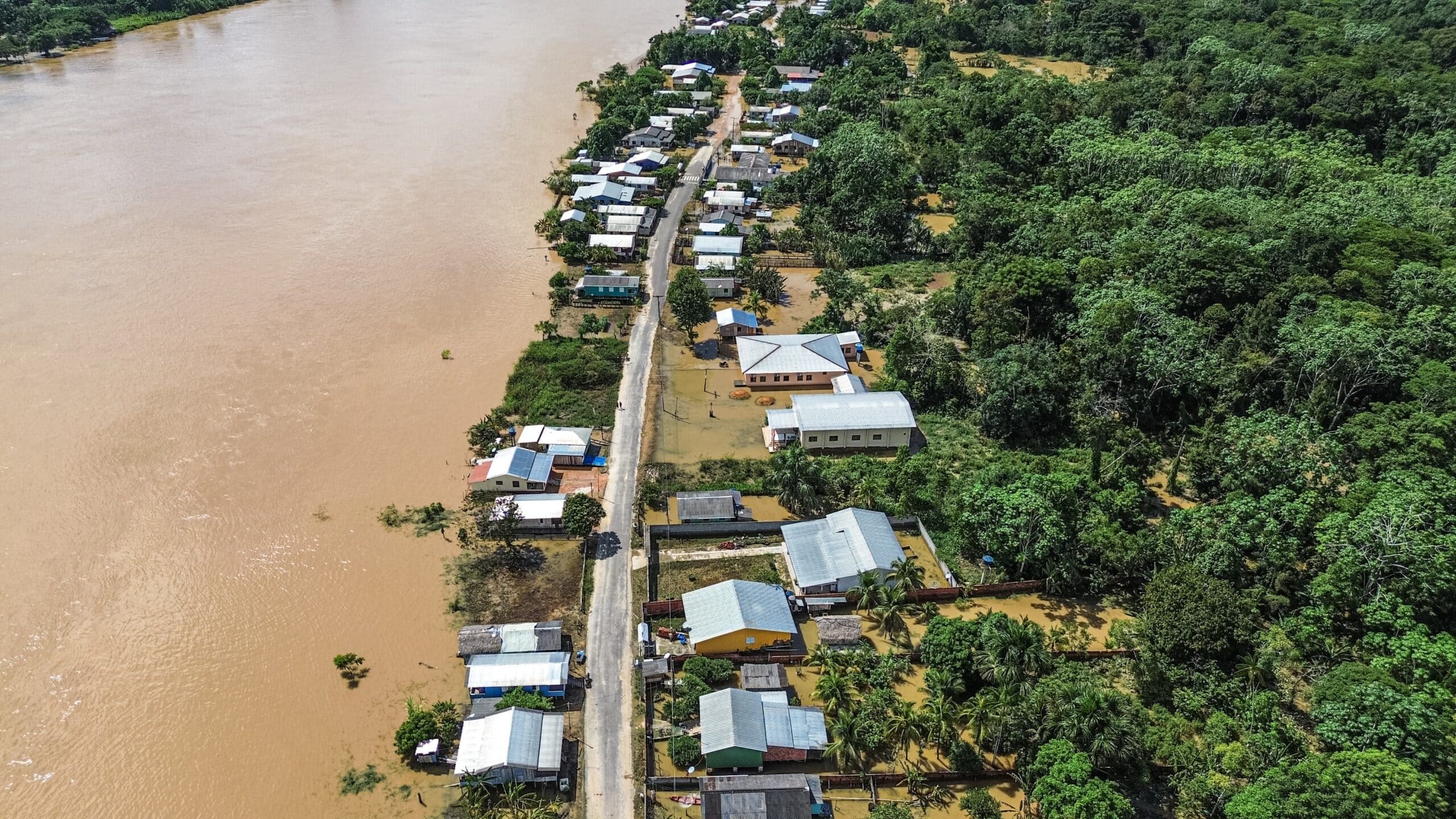 Monitoramento de erosão e sedimentação no Rio Juruá
